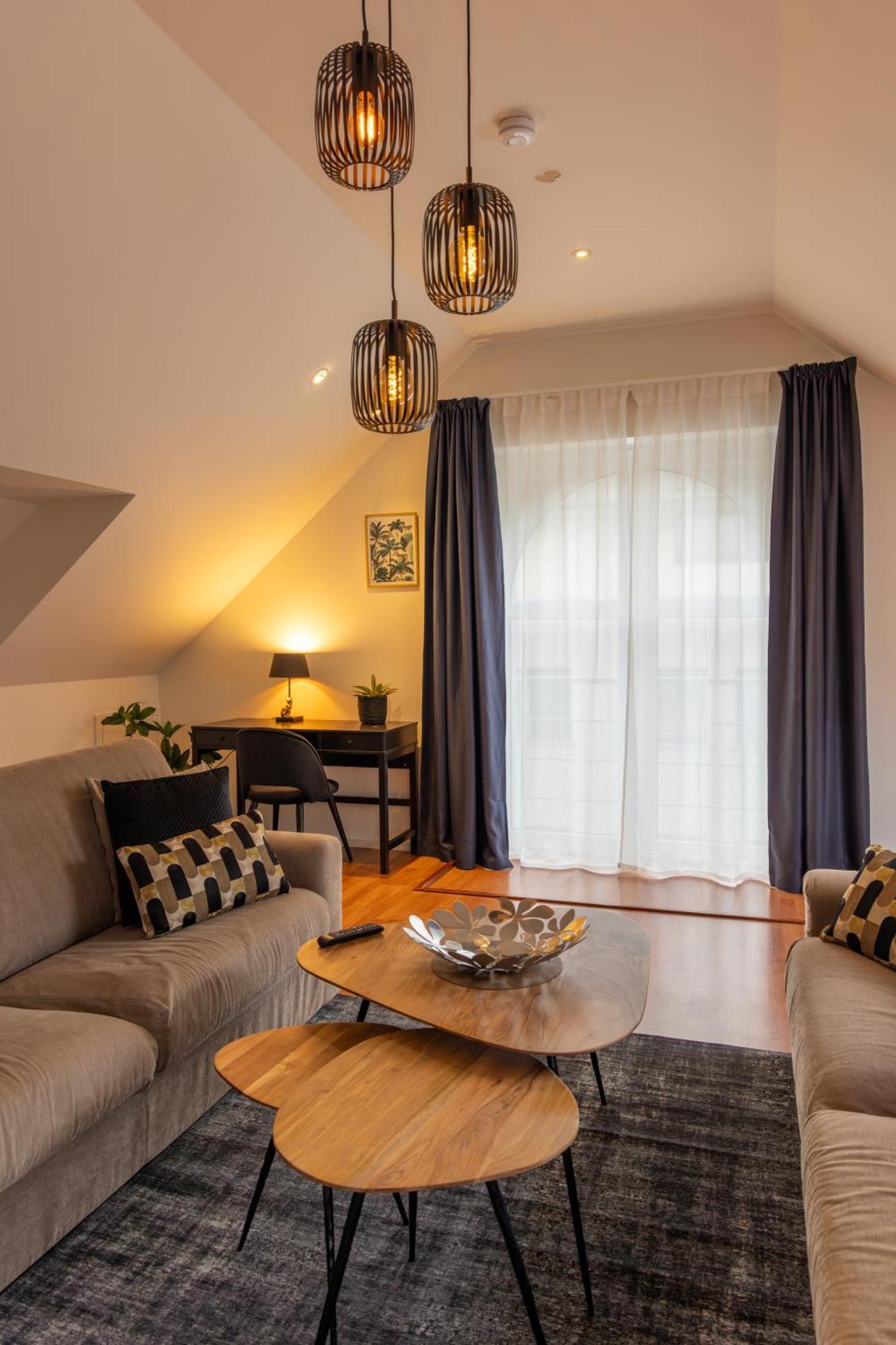 Hotel & Apartments Bibois Leuven Oud-Heverlee Экстерьер фото
